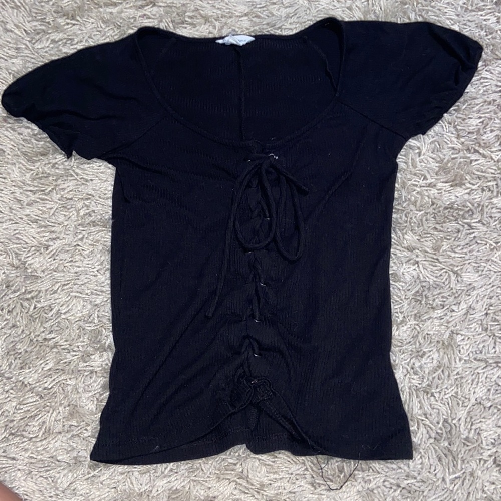 Black Aeropostale shirt